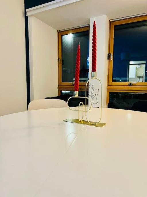 Flat Ideal For Work & Leisure